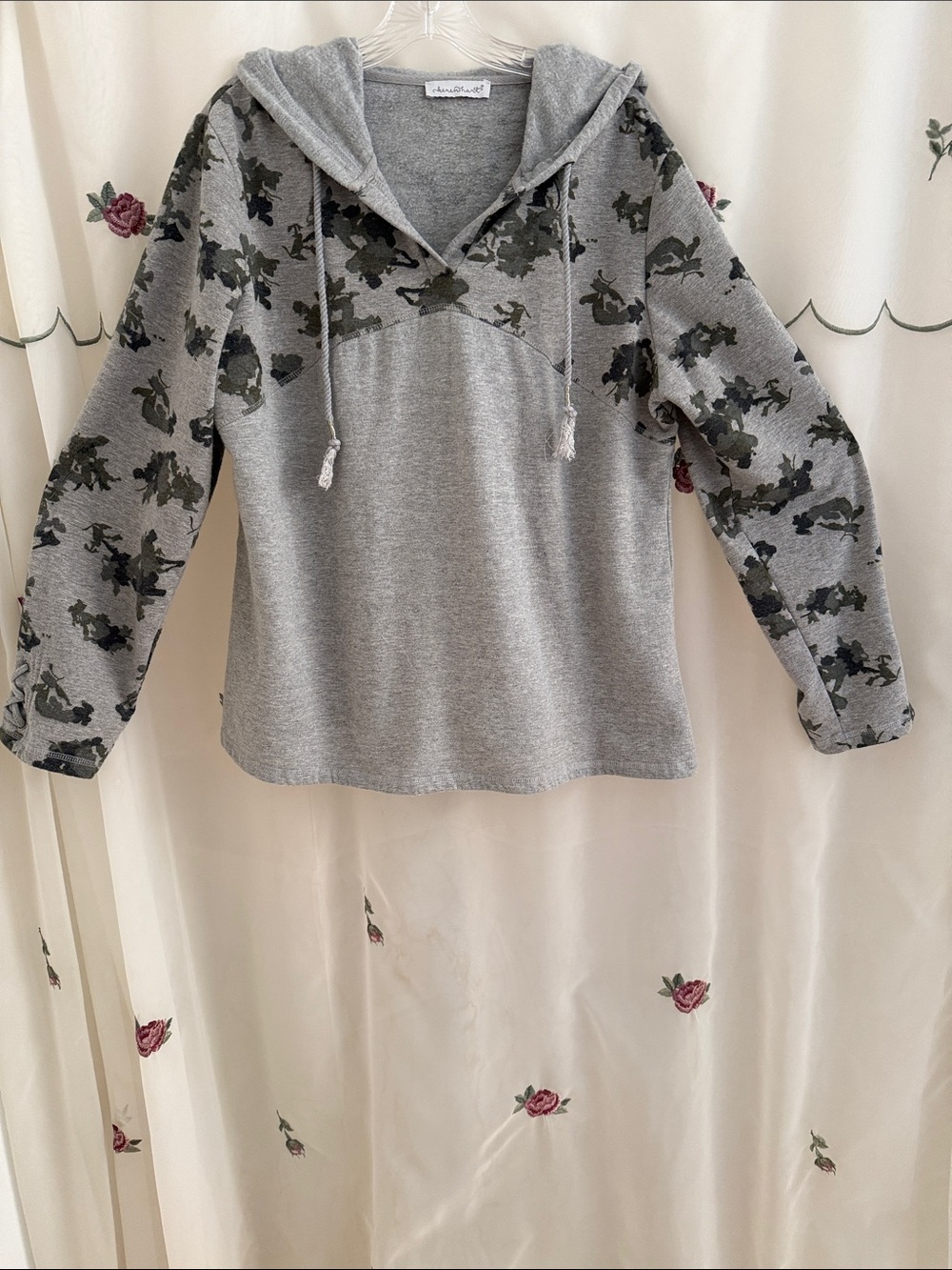 KEREN hart Gray Hooded Pullover with Gray/Green Floral Accents
